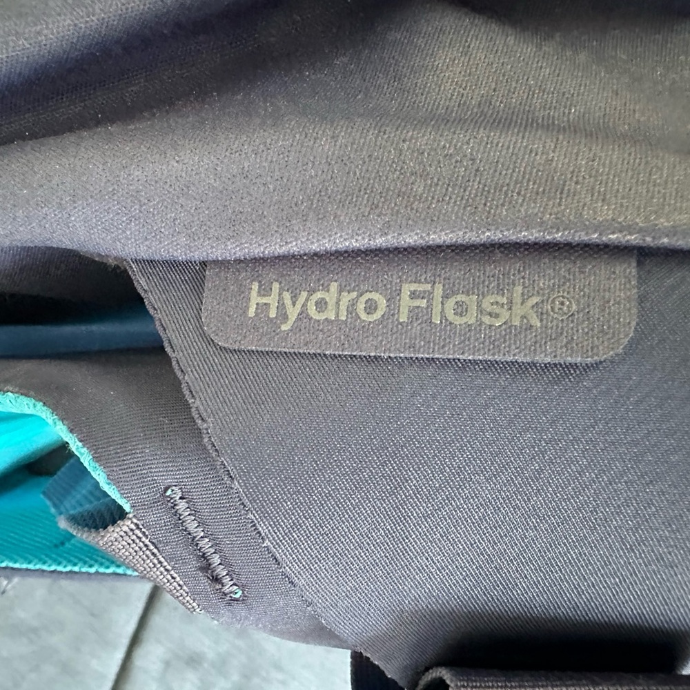 Hydroflask Hydration Back Pack. - image 6